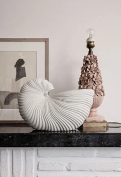 Ferm LIVING Shell Pot -Ferm Living 36657 01 6 EnvironmentImage 12189e221f
