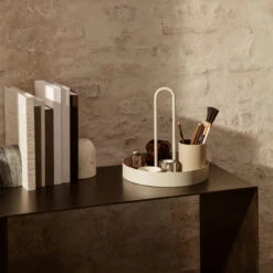 Ferm LIVING Grib Tray Dienblad 5 Ferm LIVING Grib Tray Dienblad -Ferm Living 46466 02 03 0812e80389 scaled