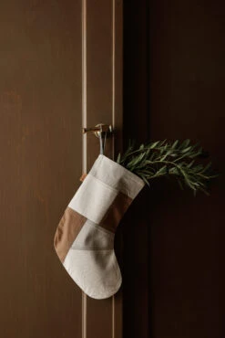 Ferm LIVING Tonal Kerstsok 50 Cm -Ferm Living 505174 01 3 EnvironmentImage a71339fcd3 scaled