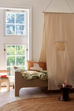 Ferm LIVING Settle Bedhemel -Ferm Living 574375 01 40 EnvironmentImage d2b8a96325 scaled