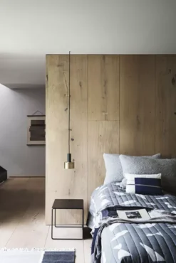 Ferm Living Disc Brass Hanglamp Groot Zwart -Ferm Living x886x886 FERM LIVING IMAGE PK 09.jpg.pagespeed.ic . xRYeWC2fm 2