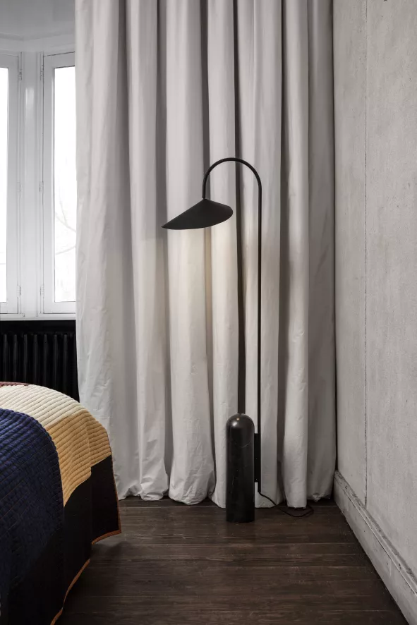 Ferm Living Arum Vloerlamp Cashmere 2 Ferm Living Arum Vloerlamp Cashmere - Afbeelding 2