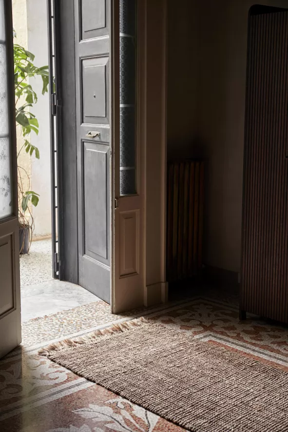 Ferm Living Athens Vloerkleed 85x250 2 Ferm Living Athens Vloerkleed 85x250 - Afbeelding 2