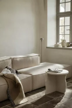 Ferm Living Tiny Vloerlamp Brass 19 Ferm Living Tiny Vloerlamp Brass -Ferm Living x886x886 ferm living catena 2 5 zits bank wool boucle naturel3.jpg.pagespeed.ic .1rRtfougNd