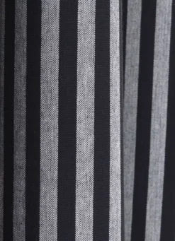 Ferm Living Chambray Douchegordijn Zand 19 Ferm Living Chambray Douchegordijn Zand -Ferm Living x886x886 ferm living chambray douchegordijn3.jpg.pagespeed.ic .HbKrzjU0y2 1