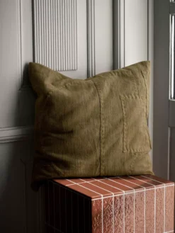 Ferm Living Darn Kussen 50x50 Donker Taupe -Ferm Living x886x886 ferm living darn kussen 50x502.jpg.pagespeed.ic .q2JRNHOtXr