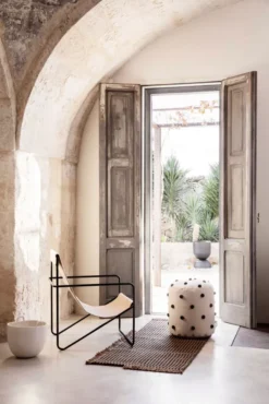 Ferm Living Desert Fauteuil Zwart Onderstel Black/Soil -Ferm Living x886x886 ferm living desert stoel zwart onderstel21.jpg.pagespeed.ic .Kg6Xfg ye