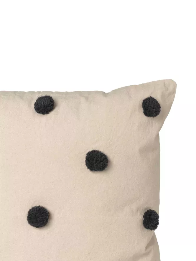Ferm Living Dot Tufted Kussen Camel/Red 6 Ferm Living Dot Tufted Kussen Camel/Red - Afbeelding 6