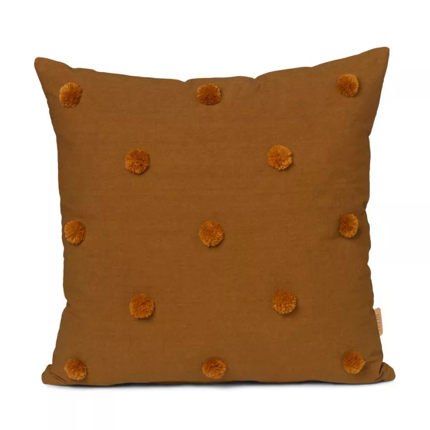 Ferm Living Dot Tufted Kussen Camel/Red 7 Ferm Living Dot Tufted Kussen Camel/Red - Afbeelding 7