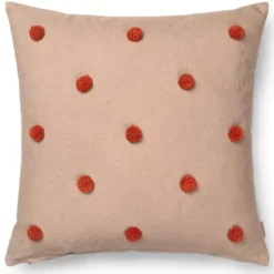 Ferm Living Dot Tufted Kussen Camel/Red