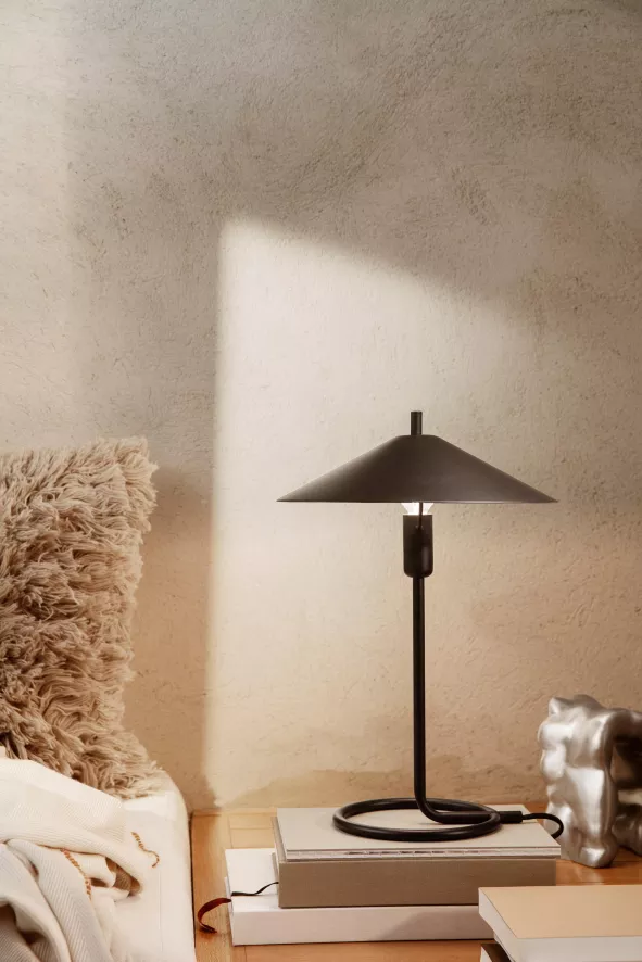 Ferm Living Filo Tafellamp Black/Black 3 Ferm Living Filo Tafellamp Black/Black - Afbeelding 3
