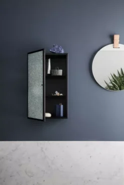 Ferm Living Haze Wandkast Reeded Glas Black -Ferm Living x886x886 ferm living haze wandkast10.jpg.pagespeed.ic .W IkLiz IH