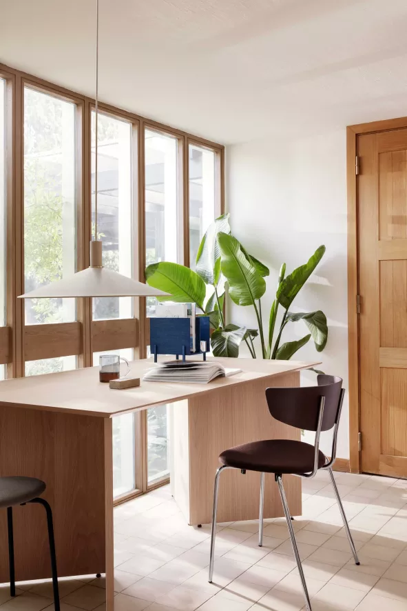 Ferm Living Herman Gestoffeerde Stoel Zwart/donkergrijs 15 Ferm Living Herman Gestoffeerde Stoel Zwart/donkergrijs - Afbeelding 15