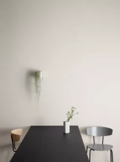 Ferm Living Herman Stoel Zwart Onderstel Walnut -Ferm Living x886x886 ferm living herman stoel eiken sfeer 5.jpg.pagespeed.ic .M9oL2p4sdY 2