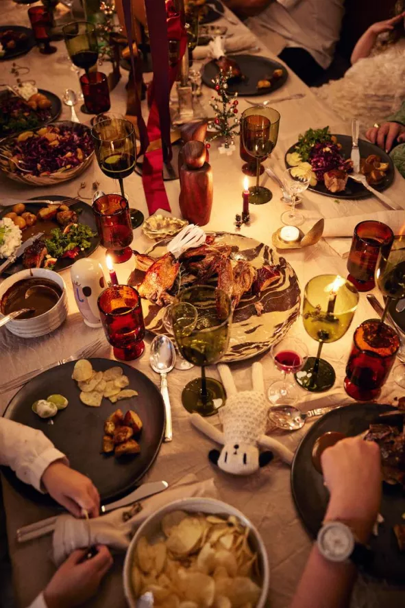 Ferm Living Oli Wijnglas Recycled Clear 11 Ferm Living Oli Wijnglas Recycled Clear - Afbeelding 11