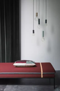 Ferm Living Hoop Black Hanglamp Klein Lichtgrijs -Ferm Living x886x886 ferm living lampen sfeer 3.jpg.pagespeed.ic .bUiDnyDFZU 6