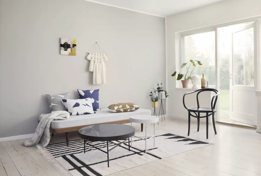 Ferm Living Marble Bijzettafel Medium Zwart 40 4 Ferm Living Marble Bijzettafel Medium Zwart 40 - Afbeelding 4