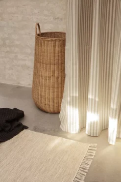 Ferm Living Chambray Douchegordijn Sand/off-white -Ferm Living x886x886 ferm living melange vloerkleed 60x1002.jpg.pagespeed.ic .D4TejAJ1vB 2