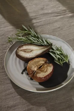 Ferm Living Omhu Bord Ø26.5 11 Ferm Living Omhu Bord Ø26.5 -Ferm Living x886x886 ferm living omhu bord 26 51.jpg.pagespeed.ic .MtzHINaxOK