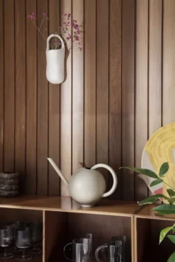 Ferm Living Orb Gieter Cashmere -Ferm Living x886x886 ferm living orb gieter13.jpg.pagespeed.ic .KV4REXAZHP 1