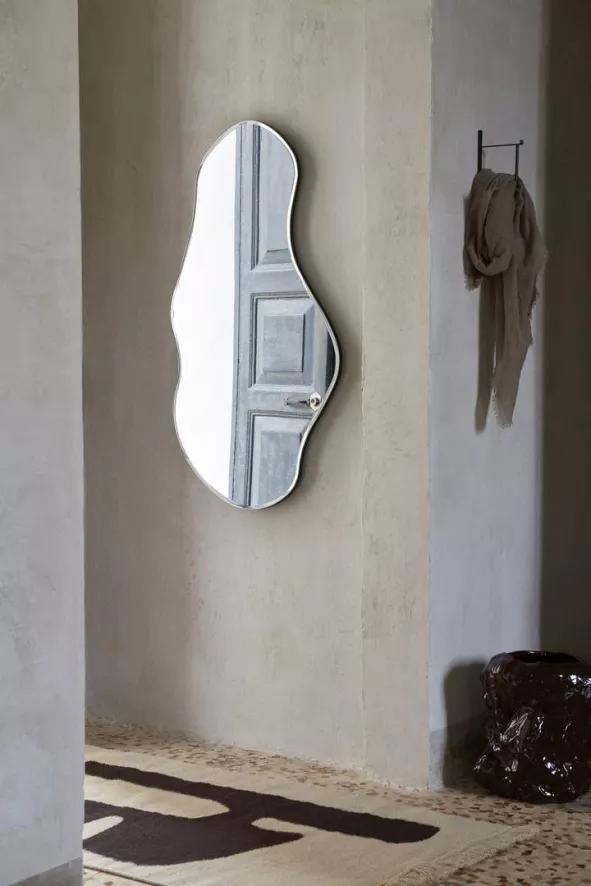 Ferm Living Pond Spiegel Organisch Large Brass 12 Ferm Living Pond Spiegel Organisch Large Brass - Afbeelding 12