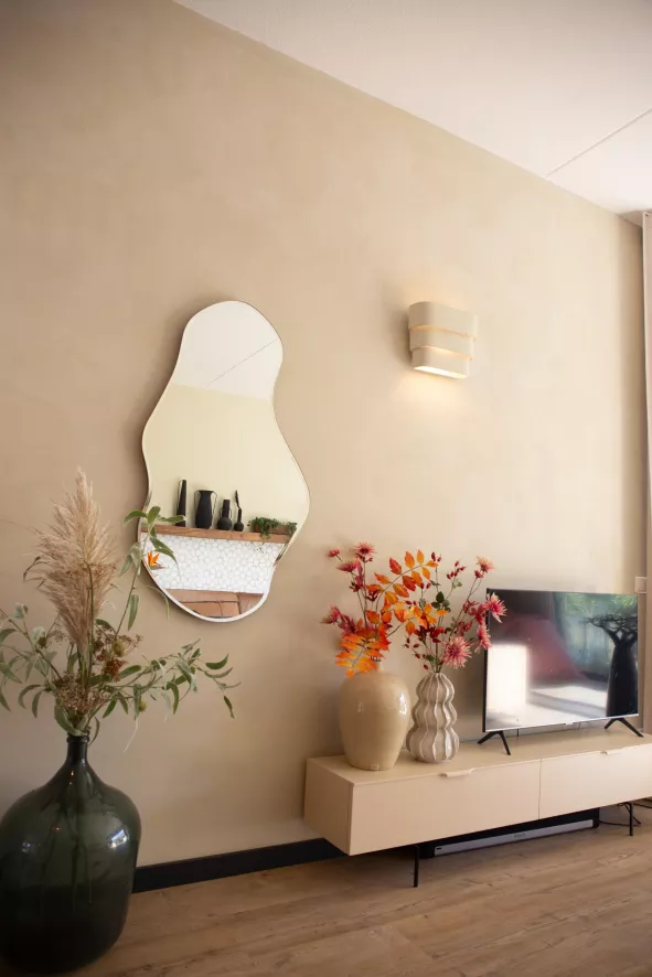 Ferm Living Pond Spiegel Organisch Large Brass 15 Ferm Living Pond Spiegel Organisch Large Brass - Afbeelding 15