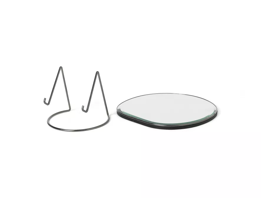 Ferm Living Pond Tafel Spiegel Brass 8 Ferm Living Pond Tafel Spiegel Brass - Afbeelding 8