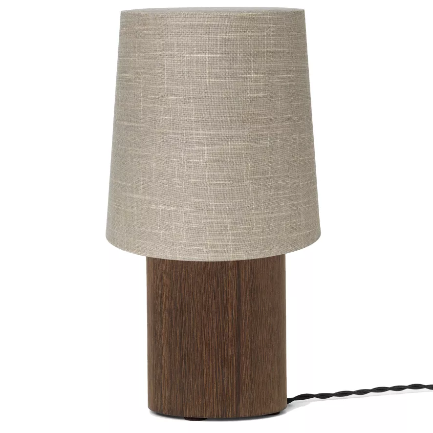 Ferm Living Post Eclipse Medium Tafellamp Solid Sand 1 Ferm Living Post Eclipse Medium Tafellamp Solid Sand