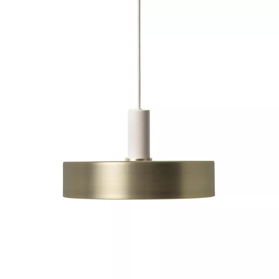 Ferm Living Record Brass Hanglamp Klein Lichtgrijs 1 Ferm Living Record Brass Hanglamp Klein Lichtgrijs