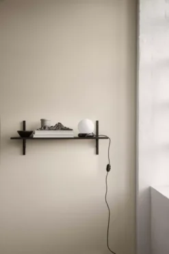 Ferm Living Sector Shelf Wandplank Single Wide Natural Oak/Brass 9 Ferm Living Sector Shelf Wandplank Single Wide Natural Oak/Brass -Ferm Living x886x886 ferm living sector shelf wandplank l s2.jpg.pagespeed.ic .6SlE8bCoAo 1