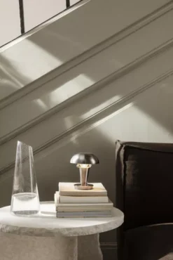 Ferm Living Mineral Sculptural Bijzettafel -Ferm Living x886x886 ferm living tiny tafellamp5.jpg.pagespeed.ic .6m srevQAt