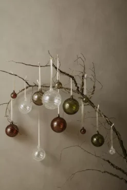 Ferm Living Twirl Ornaments Kerstballen Set Van 4 Medium -Ferm Living x886x886 ferm living twirl ornaments kerstballen set van 8 small2.jpg.pagespeed.ic .HreWW5glVI