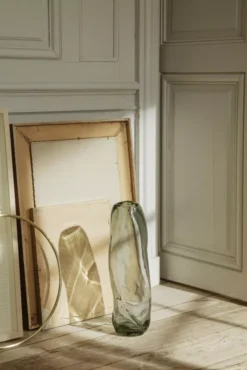 Ferm Living Water Swirl Vaas Transparant -Ferm Living x886x886 ferm living water swirl vaas12.jpg.pagespeed.ic .2HzsBfHYak