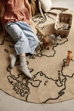 Ferm Living World Jute Vloerkleed Large -Ferm Living x886x886 ferm living world jute vloerkleed large1.jpg.pagespeed.ic .ovESVdzqlN