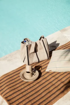 Ferm Living Yard Picnic Serviesset Cashmere 4 Personen -Ferm Living x886x886 ferm living yard picnic serviesset4.jpg.pagespeed.ic .kZEtCLBO7U